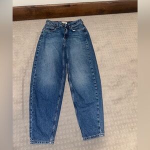 cute barrel jeans worn a couple times!